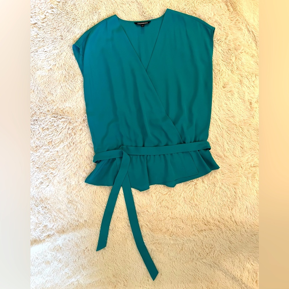 Express Sleeveless Blouse in Teal Green Size M